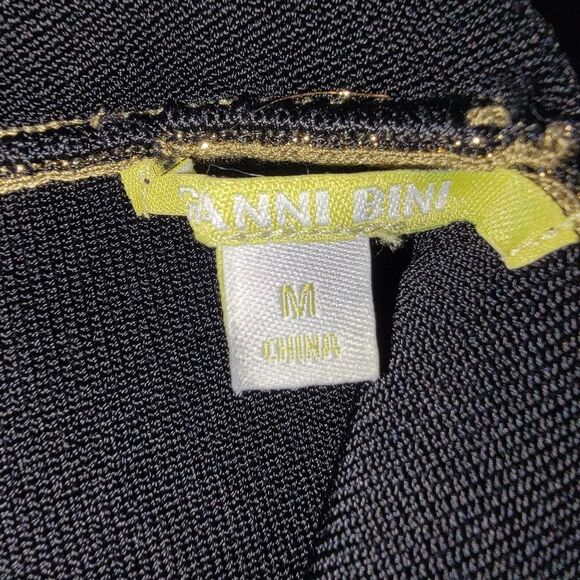Gianni Bini Metallic Stretch Crop Top Size Medium - Picture 6 of 7